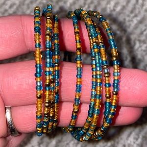 Slinky beaded bracelet